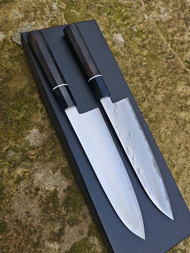 Cặp Gyuto cán gỗ đen hoàn thiện Nashiji và Migaki lõi thép N690 210mm